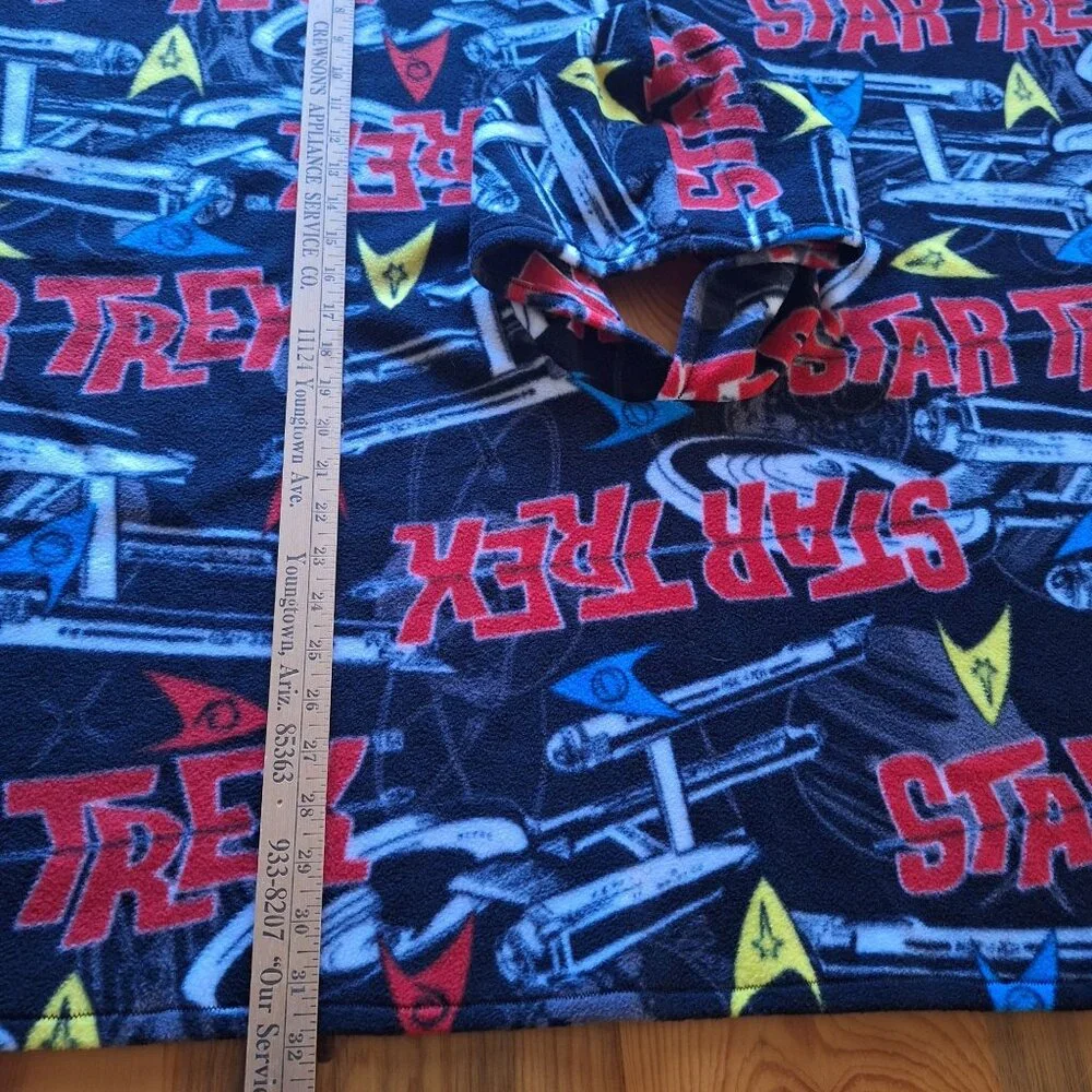 Star Trek Kids Handmade Fleece Hooded Poncho Starship Enterprise Logo - Picture 4 of 10